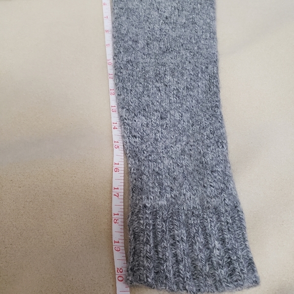 Club Monaco Alpaca blend knit sweater - Picture 5 of 7